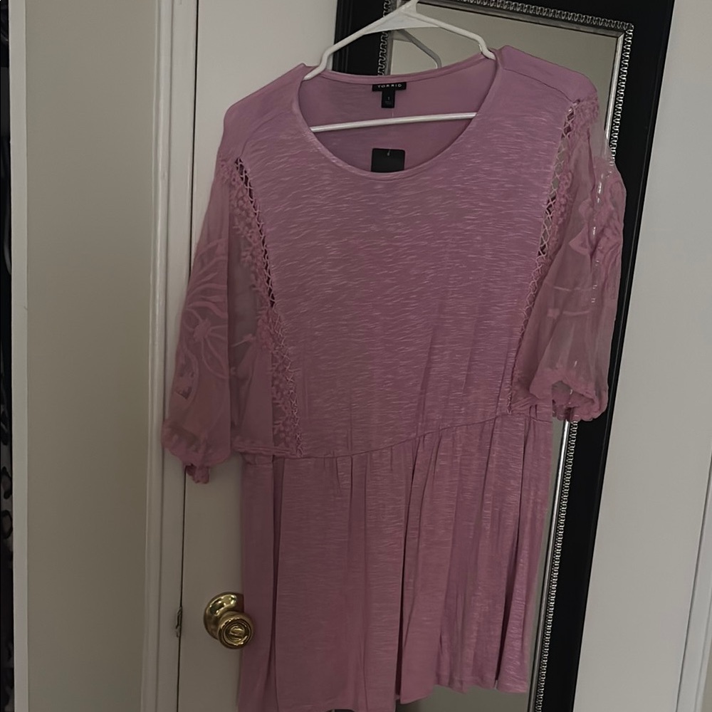 Women's Pink Lace Sleeve Top